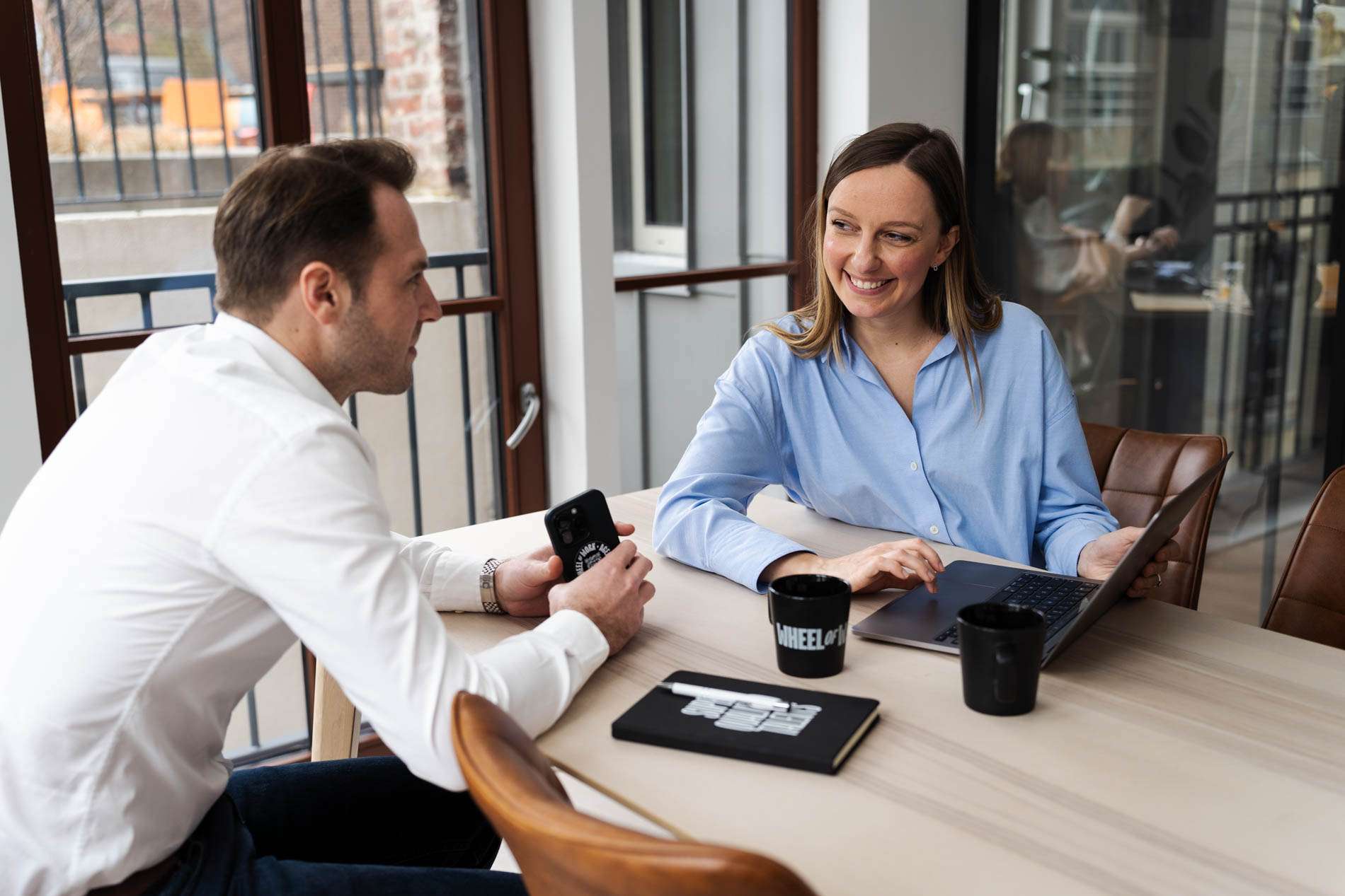 Devenir manager de transition comment trouver une mission, comment fixer son TJM,  comment créer son réseau, comment se former, le guide complet - Wheel of Work actualités