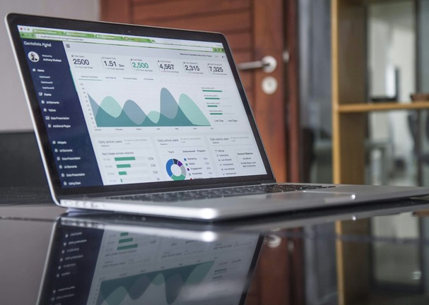 Avoir un compte bancaire pro : Les avantages ?